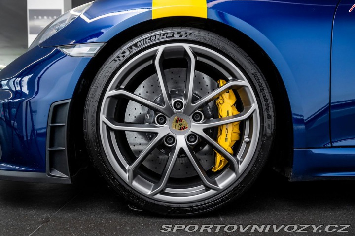 Porsche 718 Spyder/BOSE/PCCB/Racing S 2020