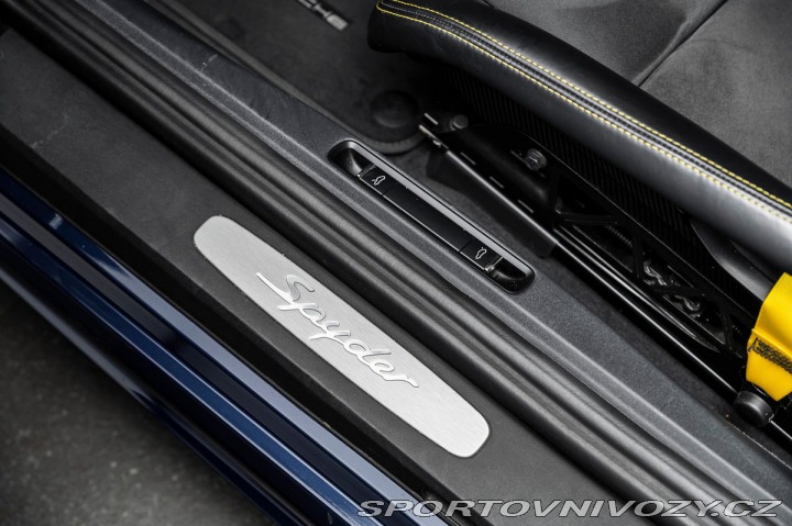 Porsche 718 Spyder/BOSE/PCCB/Racing S 2020