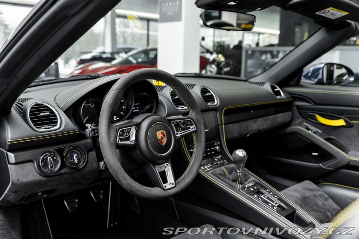 Porsche 718 Spyder/BOSE/PCCB/Racing S 2020