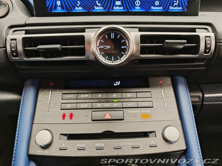 Lexus RC F 5,0 Ultimate Edition 3/ 1800