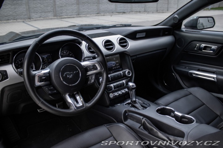 Ford Mustang 2.3 EcoBoost A/T 2015