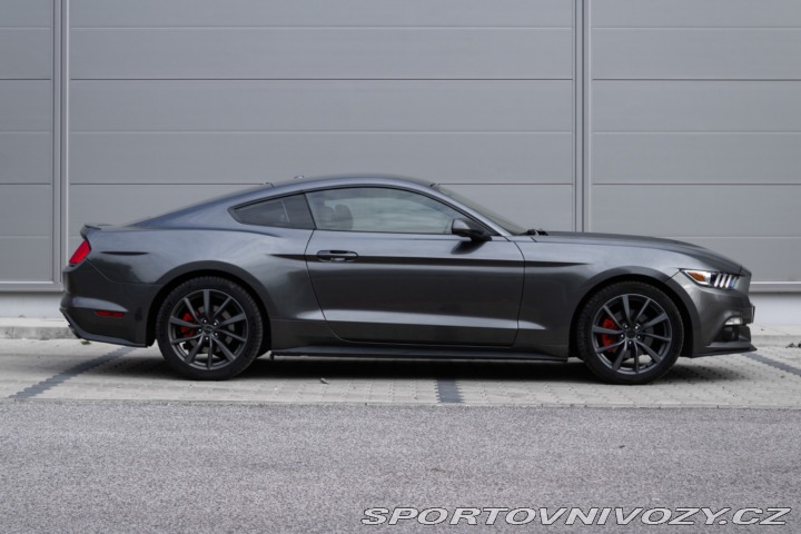 Ford Mustang 2.3 EcoBoost A/T 2015