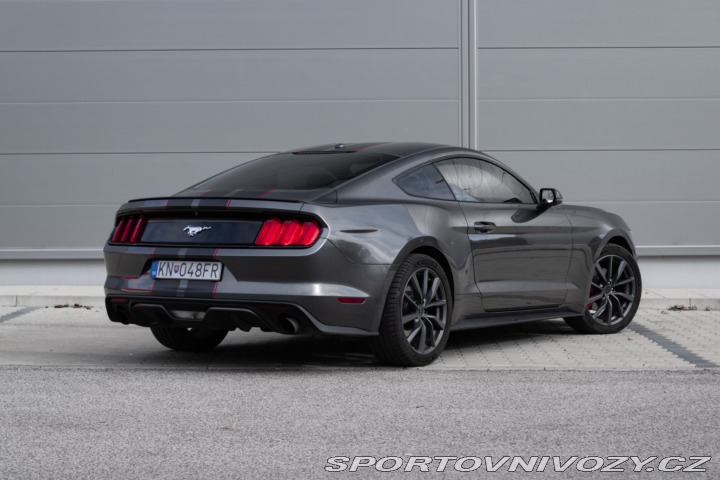 Ford Mustang 2.3 EcoBoost A/T 2015