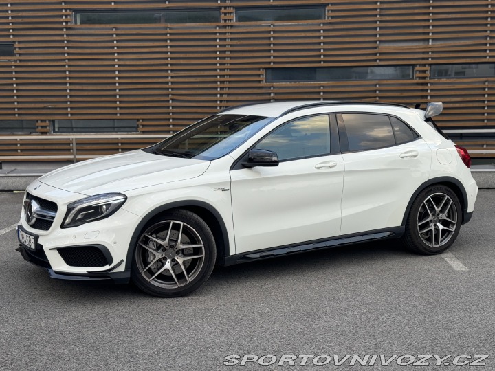 Mercedes-Benz Ostatní modely GLA 45 AMG 2015