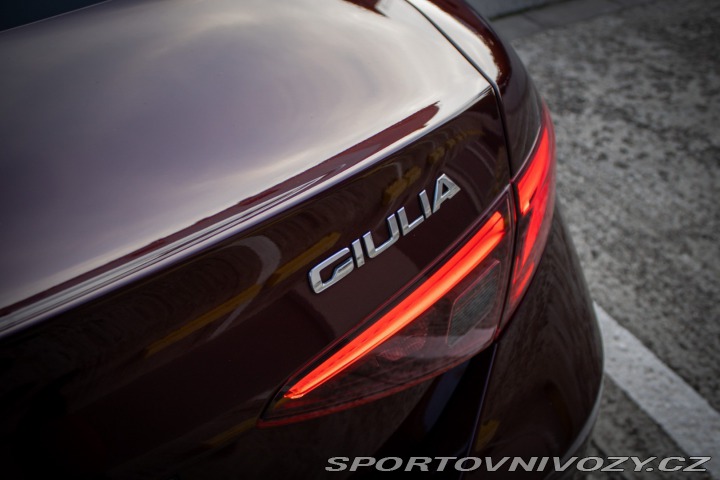 Alfa Romeo Giulia 2.2 Diesel 210 AT AWD Ve 2017