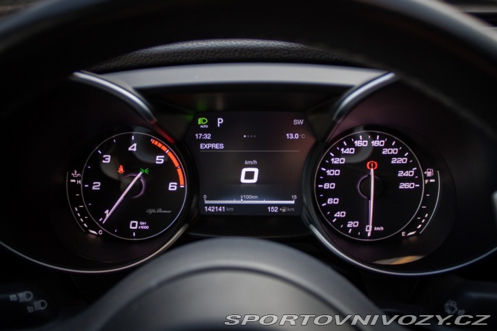 Alfa Romeo Giulia 2.2 Diesel 210 AT AWD Ve 2017