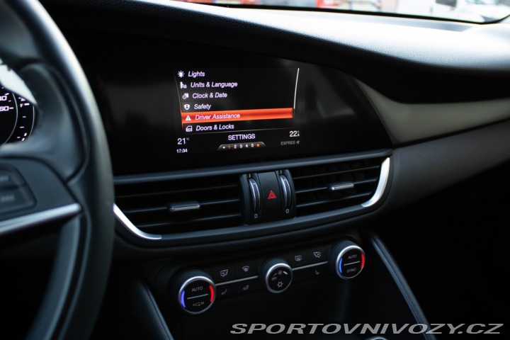 Alfa Romeo Giulia 2.2 Diesel 210 AT AWD Ve 2017