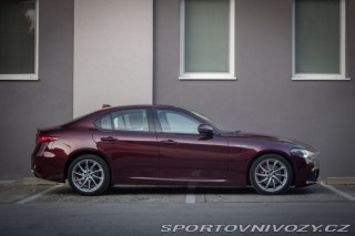 Alfa Romeo Giulia 2.2 Diesel 210 AT AWD Ve 2017