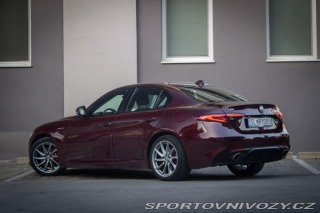 Alfa Romeo Giulia 2.2 Diesel 210 AT AWD Ve 2017