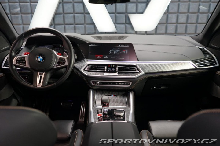 BMW X5 M Comp. UrbanGreen Akrapo 2021