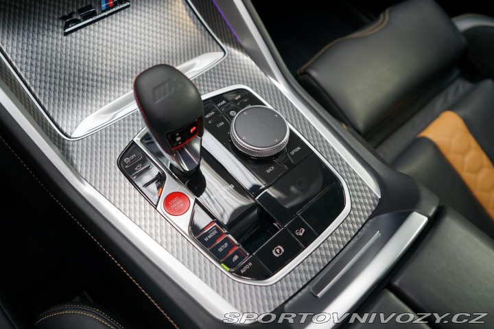 BMW X5 M Comp. UrbanGreen Akrapo 2021
