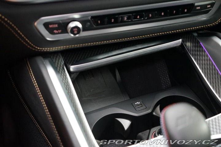 BMW X5 M Comp. UrbanGreen Akrapo 2021