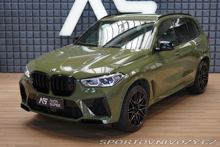 BMW X5 M Comp. UrbanGreen Akrapo 2021