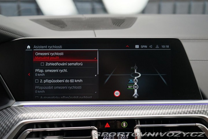 BMW X5 M Comp. UrbanGreen Akrapo 2021