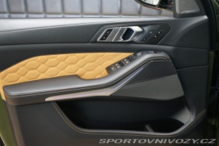 BMW X5 M Comp. UrbanGreen Akrapo 2021