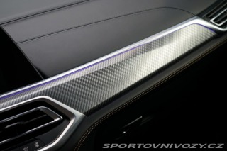 BMW X5 M Comp. UrbanGreen Akrapo 2021