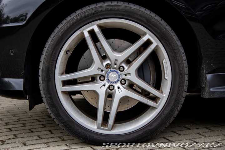 Mercedes-Benz Ostatní modely ML L Mercedes Benz ML550 w1 2013