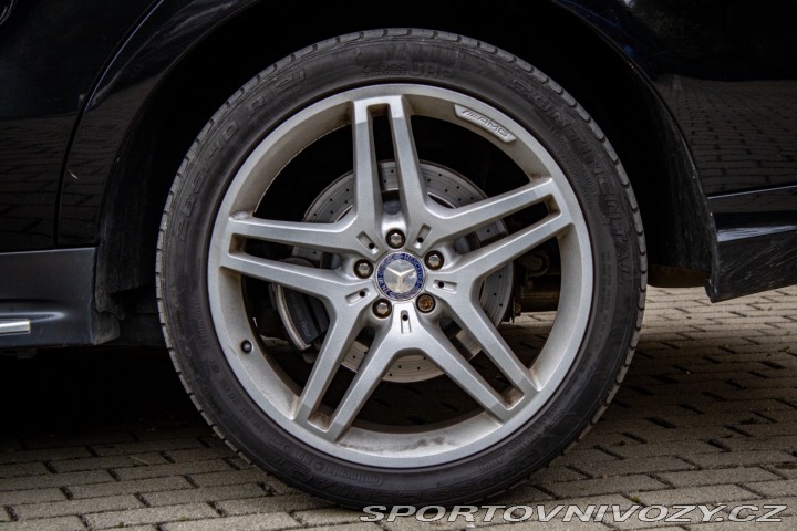 Mercedes-Benz Ostatní modely ML L Mercedes Benz ML550 w1 2013