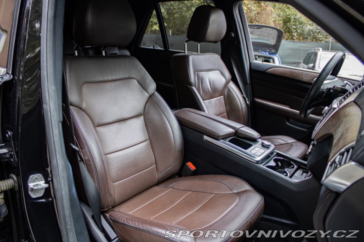 Mercedes-Benz Ostatní modely ML L Mercedes Benz ML550 w1 2013