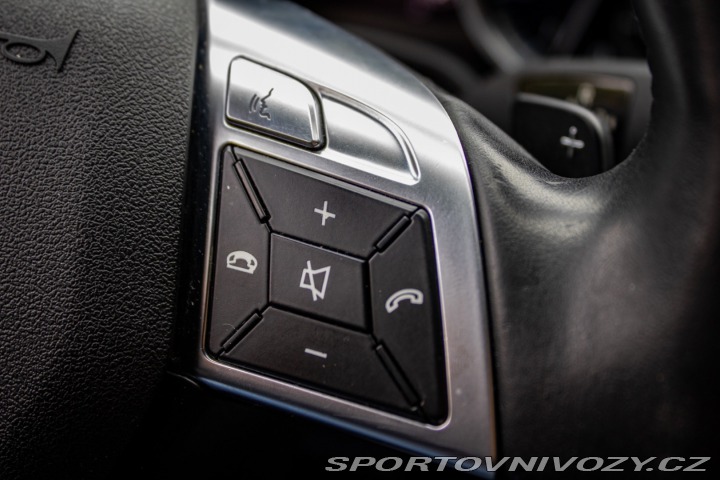 Mercedes-Benz Ostatní modely ML L Mercedes Benz ML550 w1 2013