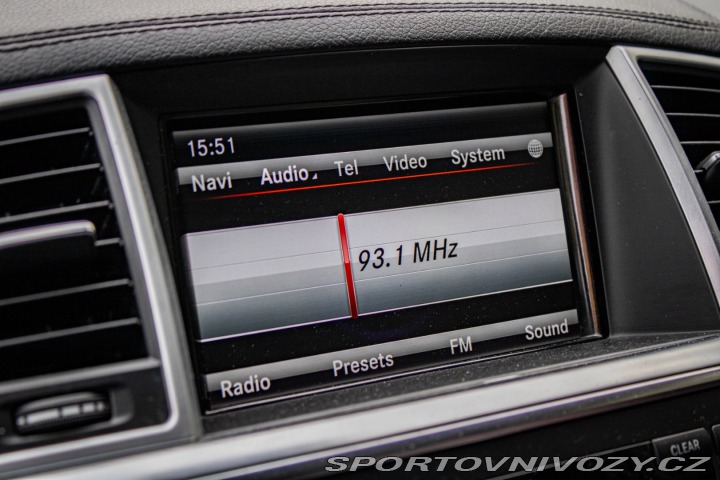 Mercedes-Benz Ostatní modely ML L Mercedes Benz ML550 w1 2013