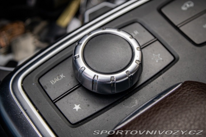 Mercedes-Benz Ostatní modely ML L Mercedes Benz ML550 w1 2013