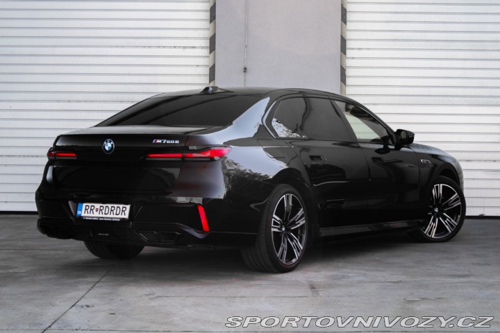 BMW 7 M760e xDrive A/T 2023