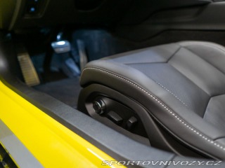 Chevrolet Corvette 6.2 Stingray C8 2LT Z51 2024