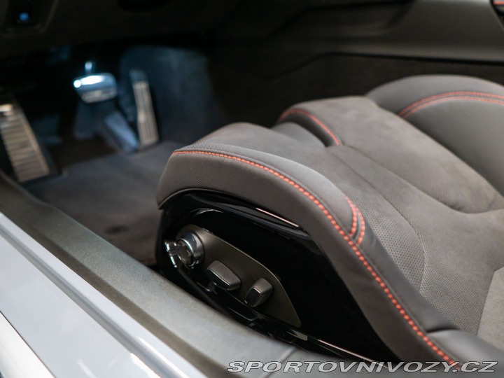 Chevrolet Corvette 6.2 Stingray C8 3LT Z51 C 2024