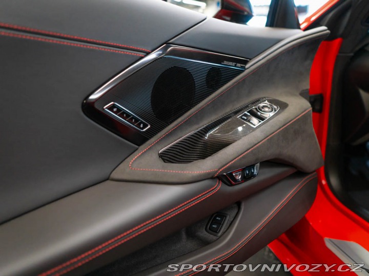 Chevrolet Corvette 6.2 Stingray C8 3LT Z51 2024