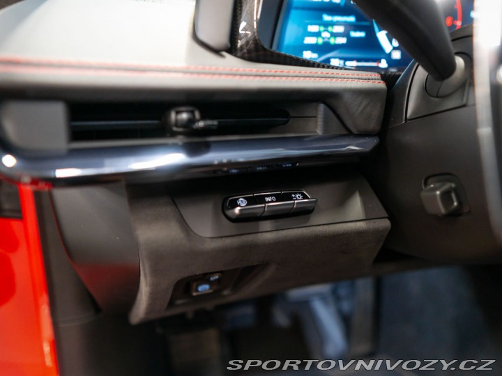 Chevrolet Corvette 6.2 Stingray C8 3LT Z51 2024