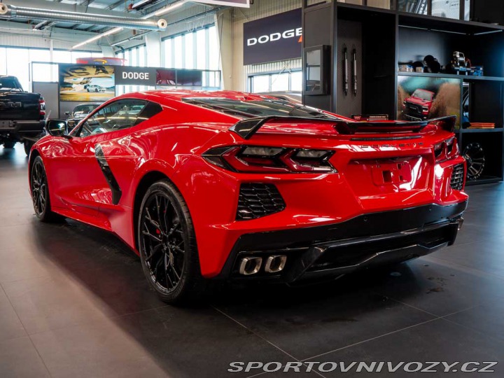 Chevrolet Corvette 6.2 Stingray C8 3LT Z51 2024