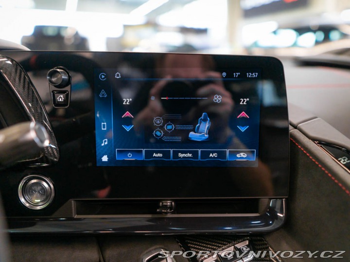 Chevrolet Corvette 6.2 Stingray C8 3LT Z51 2024