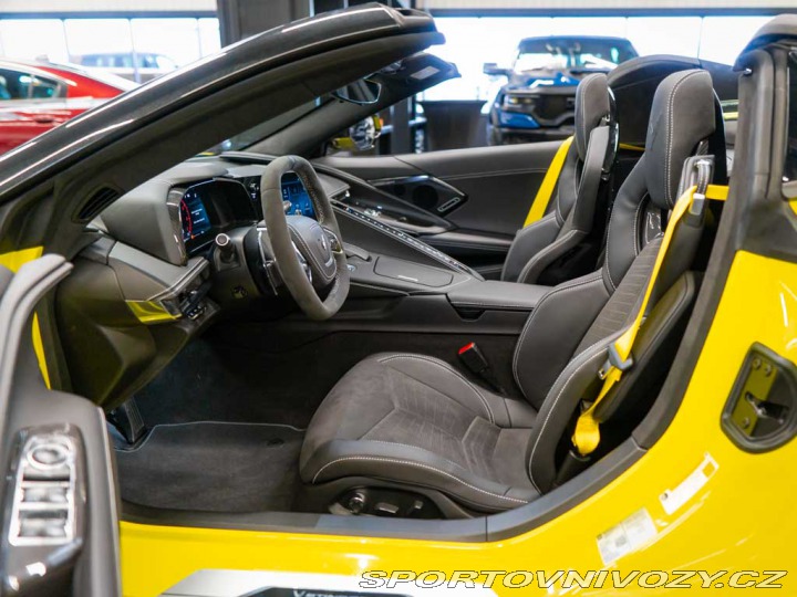 Chevrolet Corvette 6.2 Stingray C8 3LT Z51 C 2024