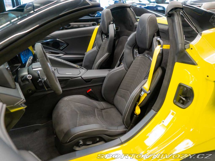 Chevrolet Corvette 6.2 Stingray C8 3LT Z51 C 2024