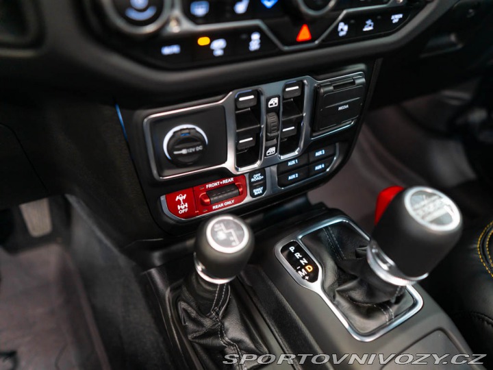 Ostatní značky Ostatní modely Jeep Wrangler 6.4 392 Lift Edition, 37& 2024