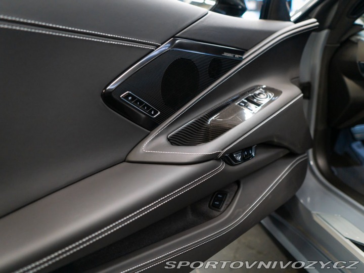 Chevrolet Corvette 6.2 Stingray C8 3LT Z51 2024
