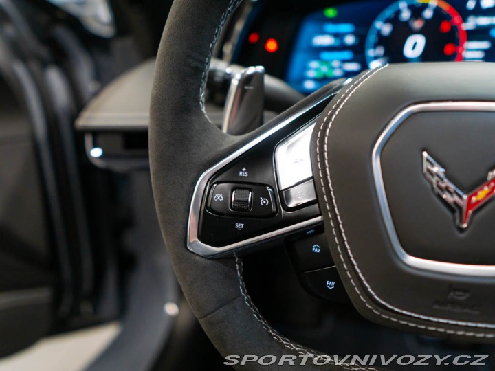 Chevrolet Corvette 6.2 Stingray C8 3LT Z51 2024