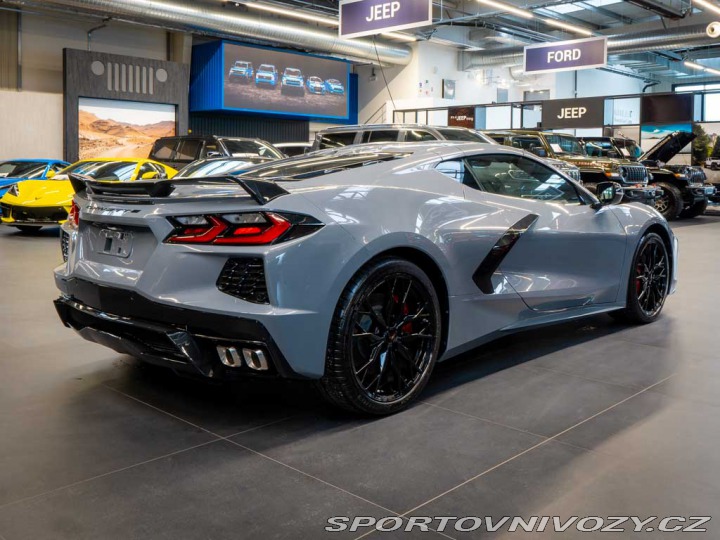 Chevrolet Corvette 6.2 Stingray C8 3LT Z51 2024