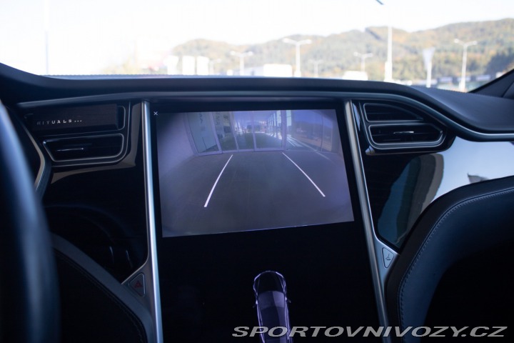 Tesla Model S 75D 2017