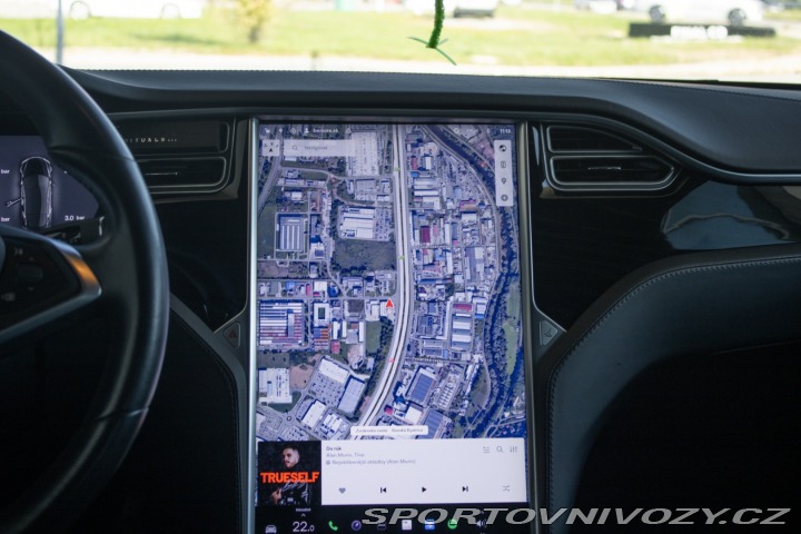 Tesla Model S 75D 2017