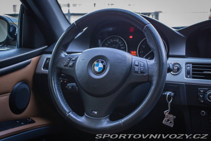 BMW 3 Coupé 325 i 2009