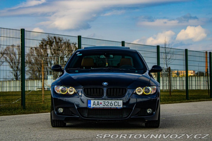 BMW 3 Coupé 325 i 2009