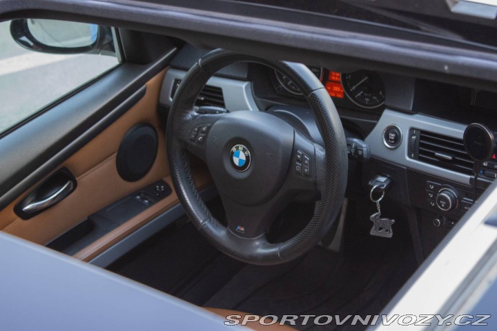 BMW 3 Coupé 325 i 2009