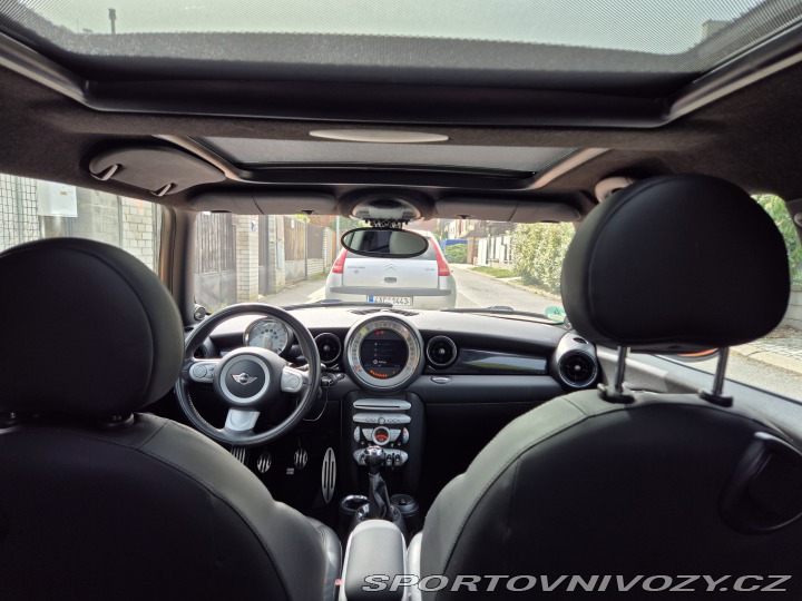 Mini Cooper Cooper S 135kW 2maj kůže 2010