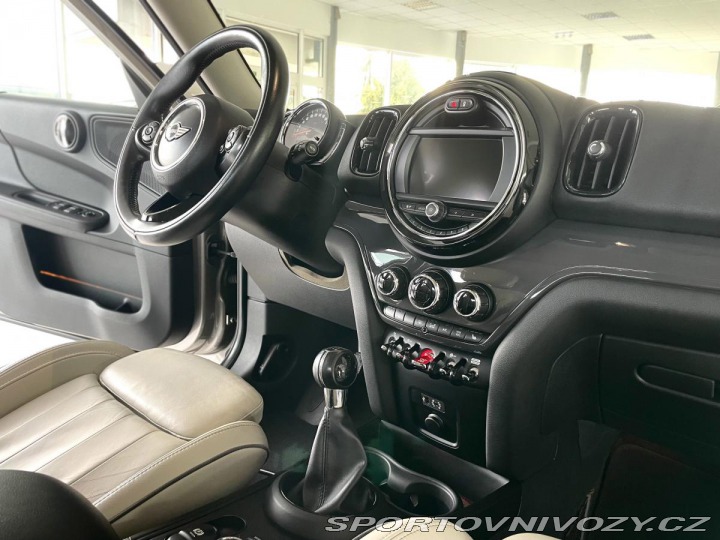 Mini Countryman 2,0D 110kW*LED*Kůže*NovýM 2017