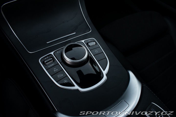 Mercedes-Benz C Kombi  300d AMG Line A/T, 2019