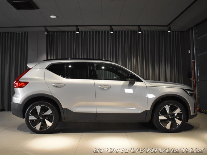 Volvo Ostatní modely XC40 0,0 Twin Recharge Plus BL 2023