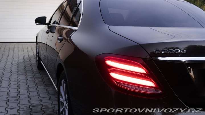 Mercedes-Benz E 220d 2016