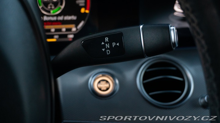 Mercedes-Benz E 220d 2016